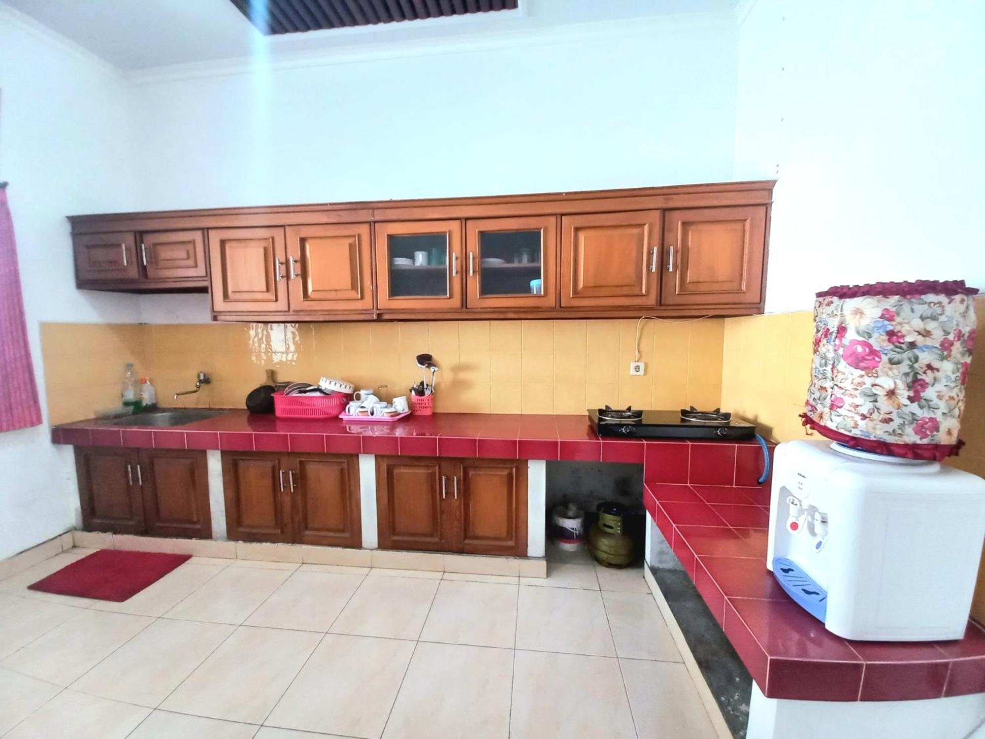 Homestay Jogja Dekat Gembiraloka By Simply Homy Yogyakarta Exterior photo